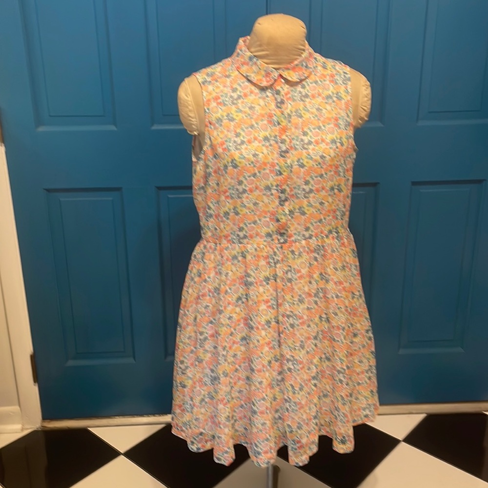 French Connection size 12 dress with Peter Pan collar, button front.